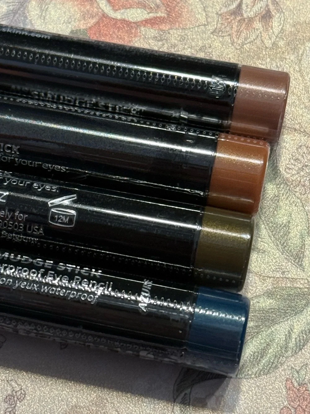 SKINN BUNDLE (6) Items included. BRAND NEW UNOPENED